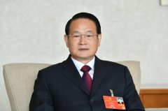 奮發蹈厲作示范 對標一流勇爭先 描繪好新時代江西改革發展新畫卷——專訪全國人大代表、江西省委副書記、省長易煉紅
