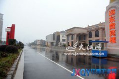 南昌高端餐飲營業額下降 放下身段拓新路