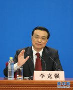 李克強：新型城鎮(zhèn)化的核心是人 必須保護(hù)農(nóng)民利
