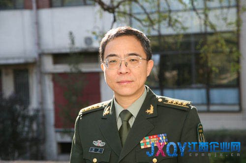 國防白皮書擬制小組成員、軍事科學院國防政策研究中心主任陳舟少將